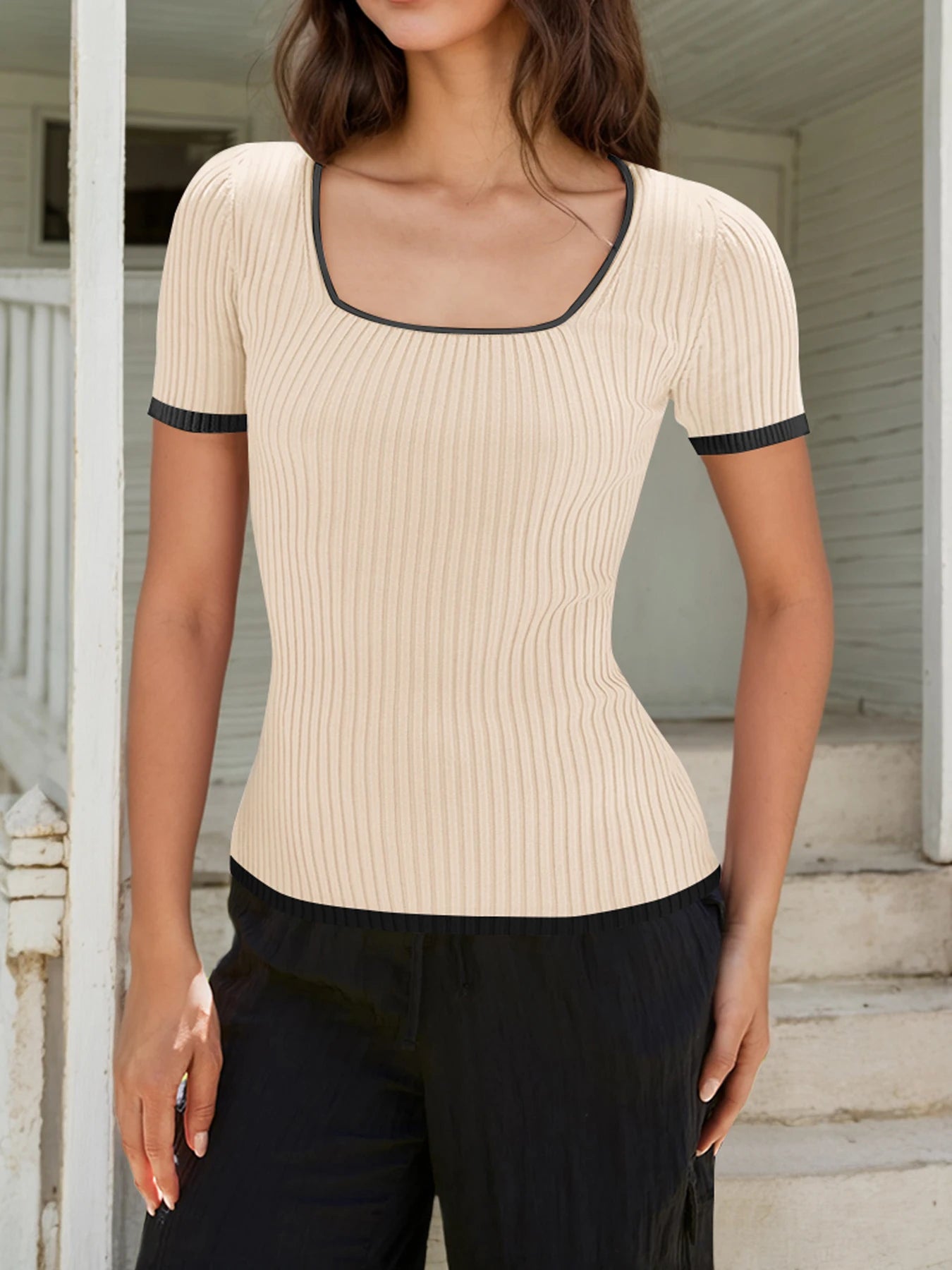 Women's short -sleeved square collar -colored slim tattoos knit knitted basic T -shirt