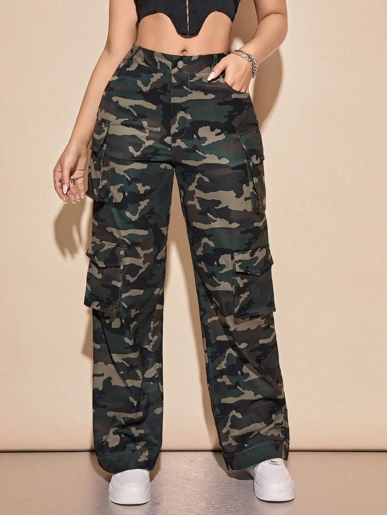 Women's Camo Cargo Pants High Waist Wide Leg Baggy Pants with Flat Pockets Casual Streetwear Jogger Military Pants 2025