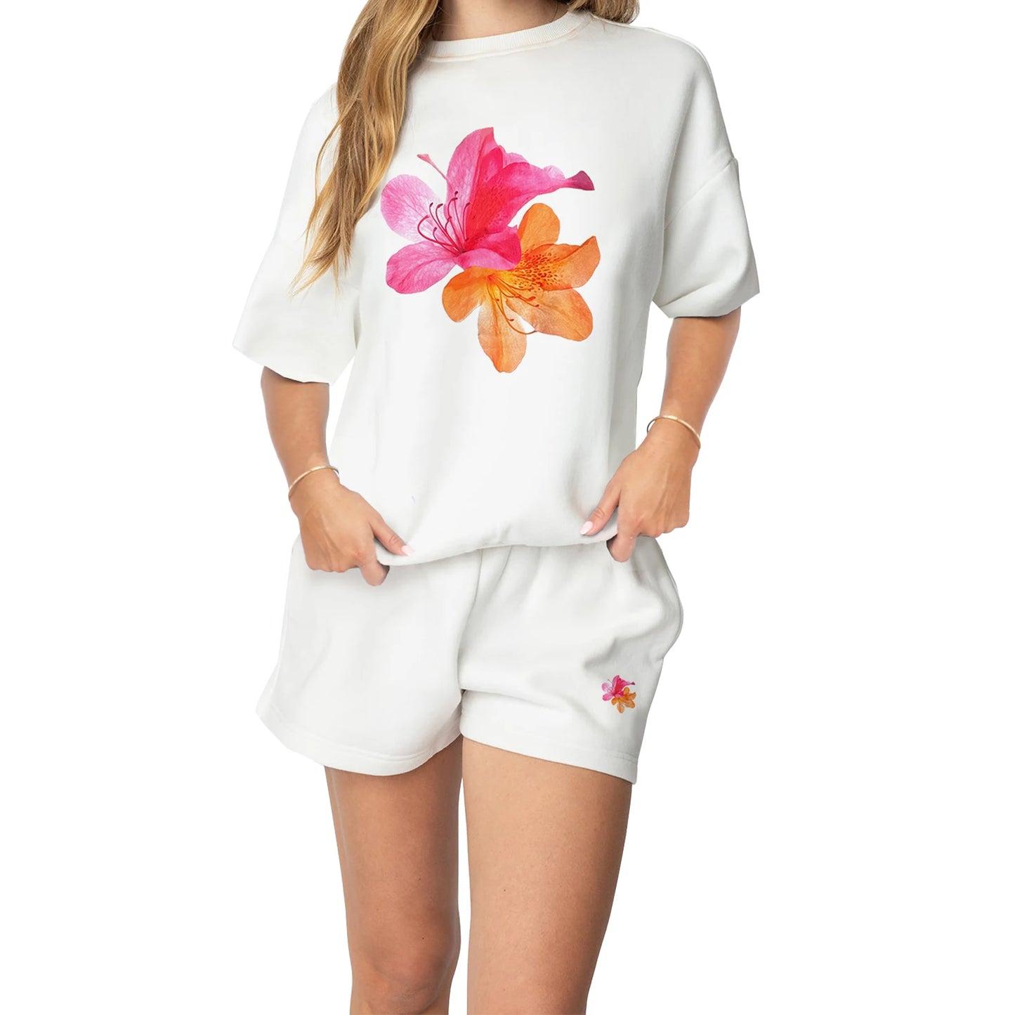 Casual Summer Outfits for Women Floral Print Round Neck T-Shirt with Elastic Waist Shorts - 2 Piece Set for a Stylish Look
